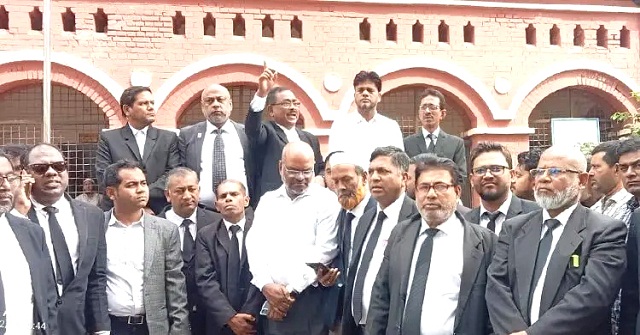 একের পর এক আওয়ামী লীগ নেতার জামিন, আইনজীবীদের আদালত বর্জন