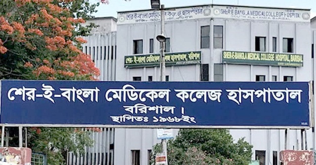 রোগীর স্বজনের কান ফাটিয়ে পুলিশ হেফাজতে আয়া