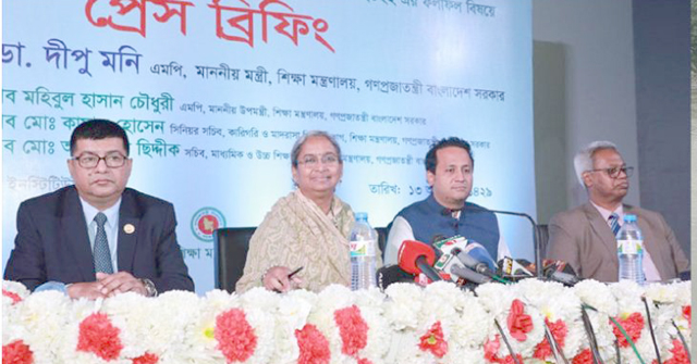 বন্যার মতো সমস্যা হলে শুধু সেখানে পরীক্ষা স্থগিত থাকবে