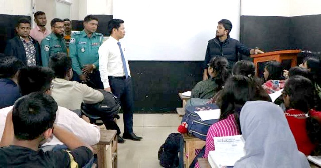 বরিশালে পাঁচ কোচিং সেন্টারে তালা