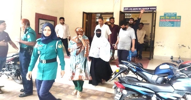 বরিশালে প্রবাসীকে মারধরের মামলায় চার আসামি কারাগারে 