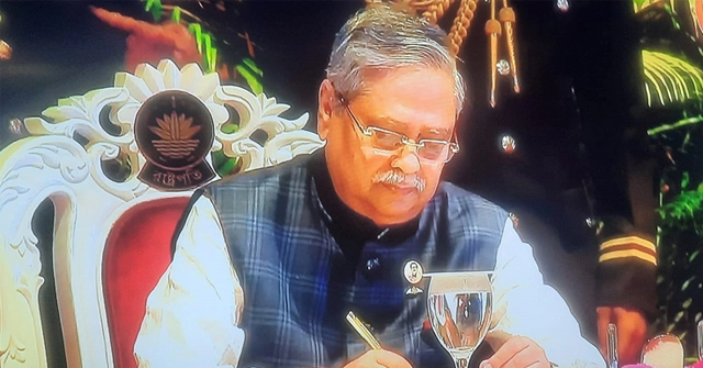 ২২তম রাষ্ট্রপতি হিসেবে দায়িত্ব নিলেন সাহাবুদ্দিন