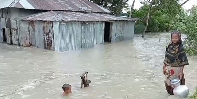 মনপুরায় আজও পানিবন্দি ১০ গ্রামের মানুষ