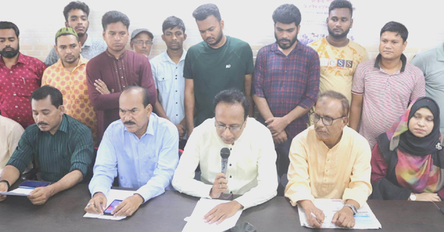  ভাণ্ডারিয়ায় জেপি’র ‍ইফতার মাহফিলে হামলার প্রতিবাদে সংবাদ সম্মেলন