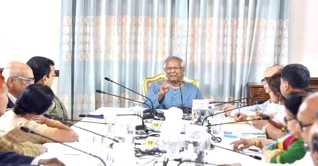 প্রধান উপদেষ্টার সঙ্গে ৪৪ এনজিওর বৈঠক: বন্যা পরবর্তী ঝুঁকি মোকাবিলা নিয়ে আলোচনা