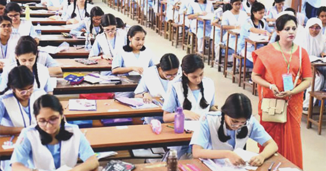 পেছাচ্ছে উচ্চ মাধ্যমিক পরীক্ষা  