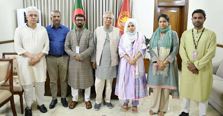 নুরকে সুচিকিৎসার জন্য বিদেশে পাঠানোর নির্দেশ প্রধান উপদেষ্টার