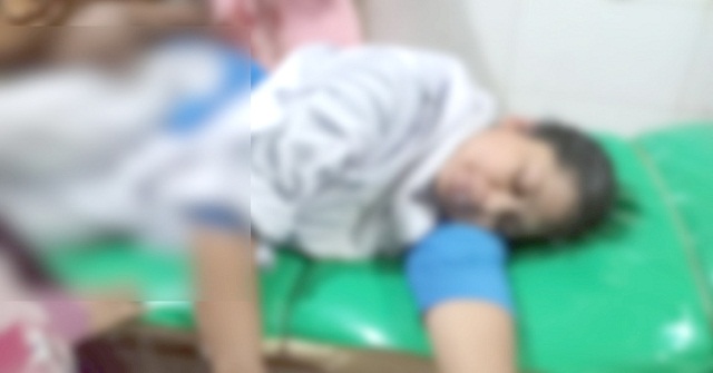 ঈদের দিনেও মাংসের দোকানে ভিড়!