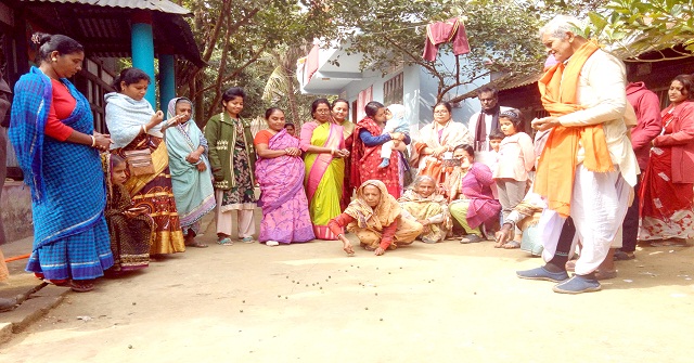 আগৈলঝাড়ায় ঐতিহ্যবাহী মারবেল মেলা 