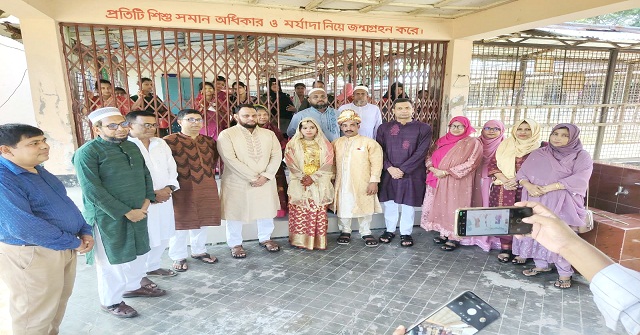 বিয়ের দিন সমাজসেবা পরিবারই লামিয়ার আপনজন