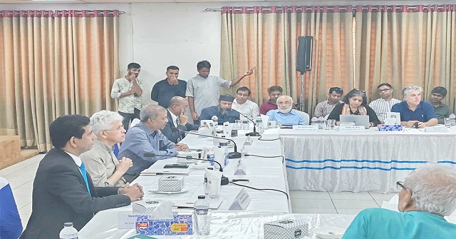 গণহত্যায় নেতৃত্বের অপরাধে রাজনৈতিক দলকে ১০ বছর নিষিদ্ধের প্রস্তাব