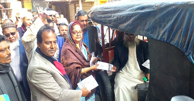 বাকেরগঞ্জে ভোট যুদ্ধে এগিয়ে লাঙ্গল প্রার্থী নাসরীন জাহান রতনা 