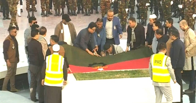 রাষ্ট্রীয় মর্যাদায় জিয়াউর রহমানের কবরের পাশে সমাহিত খালেদা জিয়া