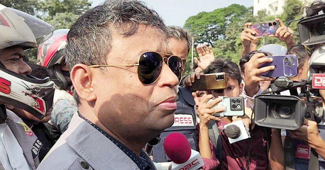 প্রধান বিচারপতির বাসায় ভাঙচুর-আইডিবি ভবনে আগুন দিয়েছে বিএনপি
