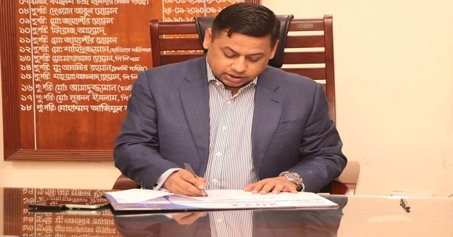 কোতোয়ালি মডেল থানা ও ভিকটিম সাপোর্ট সেন্টার পরিদর্শন করলেন বিএমপি কমিশনার