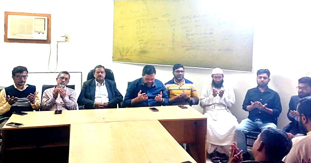 বরিশাল প্রেসক্লাবের সভাপতির রোগমুক্তি কামনায় দোয়া