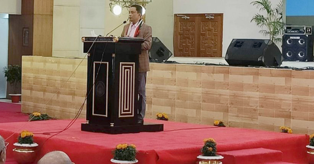 ঢাকায় ২ কোটি লোকের বিঘ্ন সৃষ্টি করবেন, পুলিশ কি তাকিয়ে দেখবে?