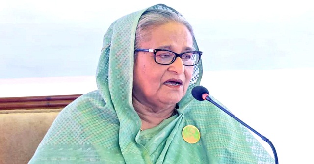 সবাই যেন নিজের পায়ে দাঁড়াতে পারে, সে জন্য কাজ করছি: প্রধানমন্ত্রী