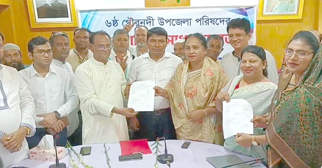 দায়িত্ব নিলেন গৌরনদী উপজেলা চেয়ারম্যান 